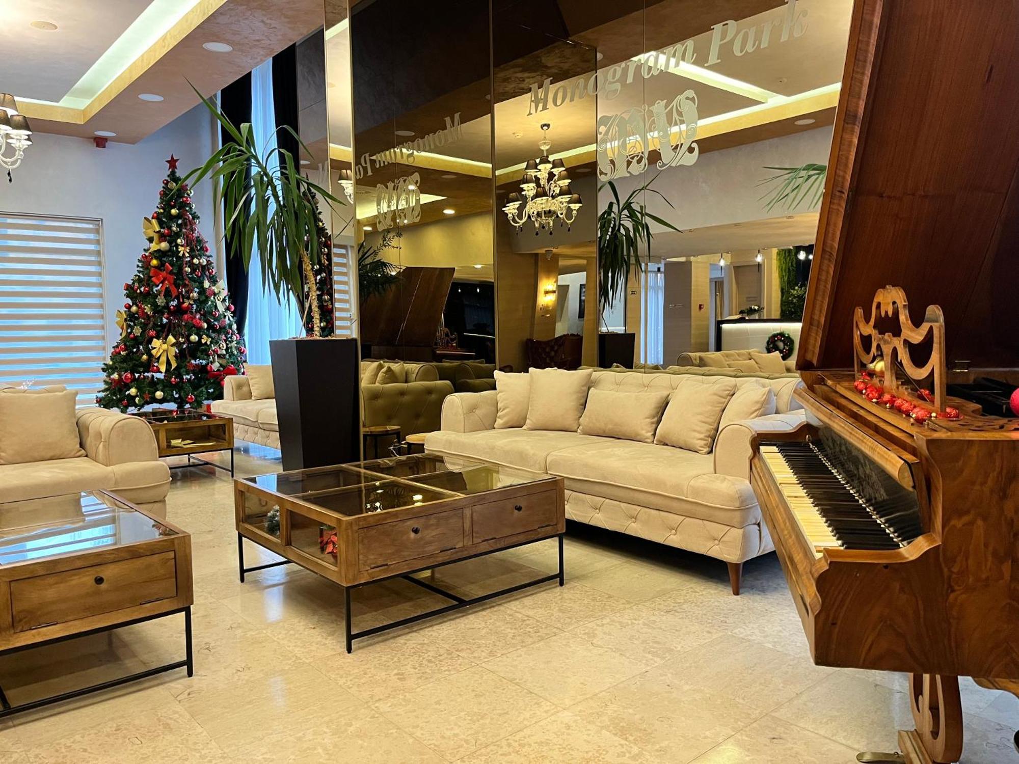 Hotel Monogram Park Рума Экстерьер фото