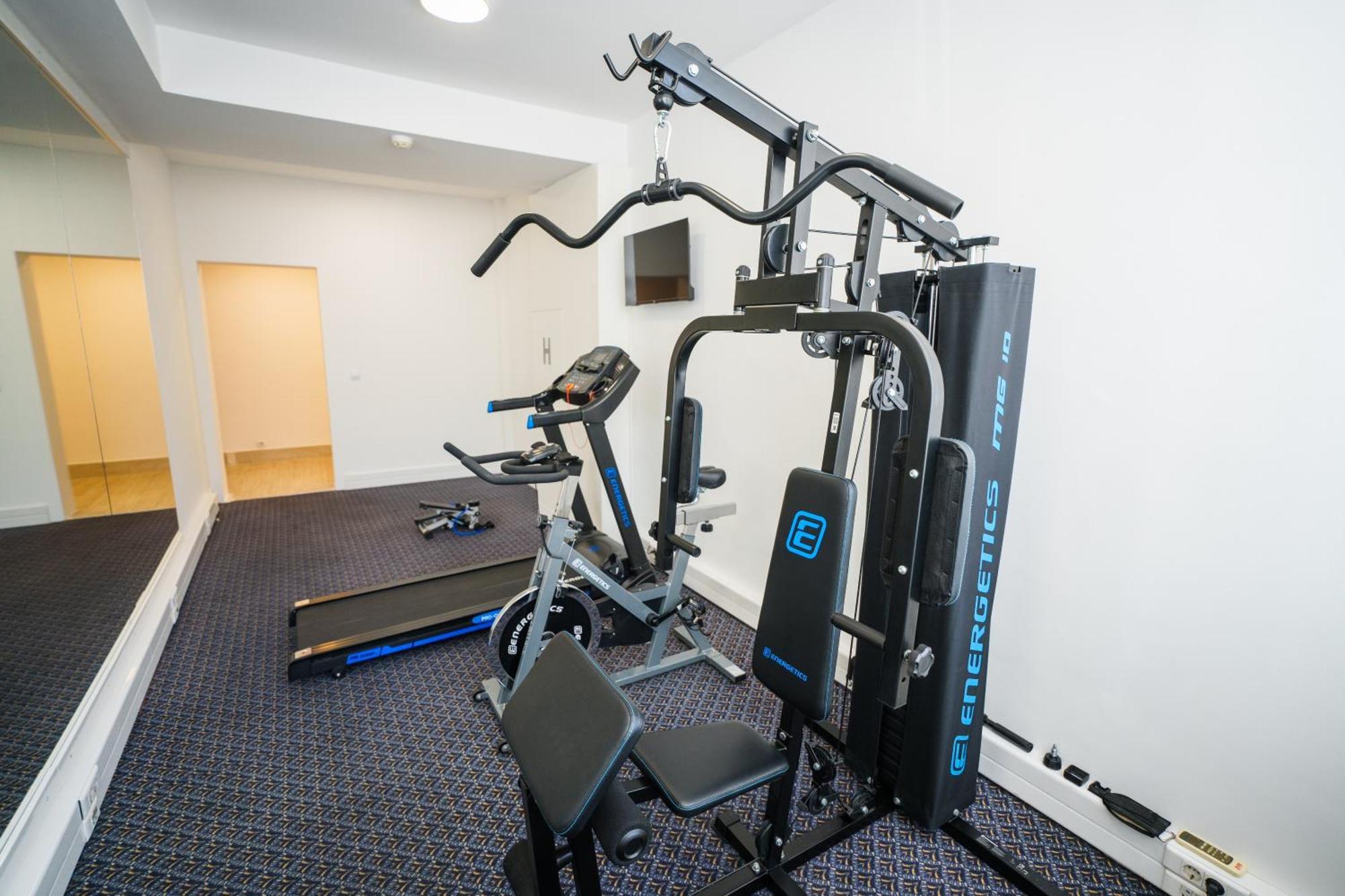 Hotel Monogram Park Рума Экстерьер фото